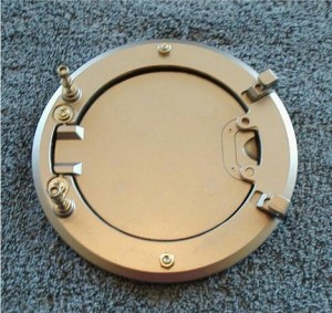 Backside of Bullitt Gas Cap 003