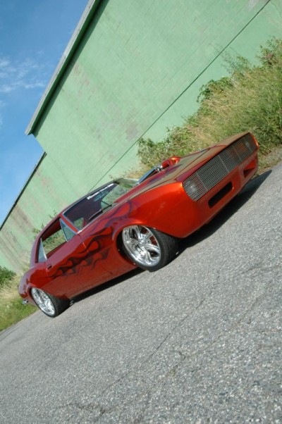 Custom Camaro - pro-built 1967 Camaro with big block power
