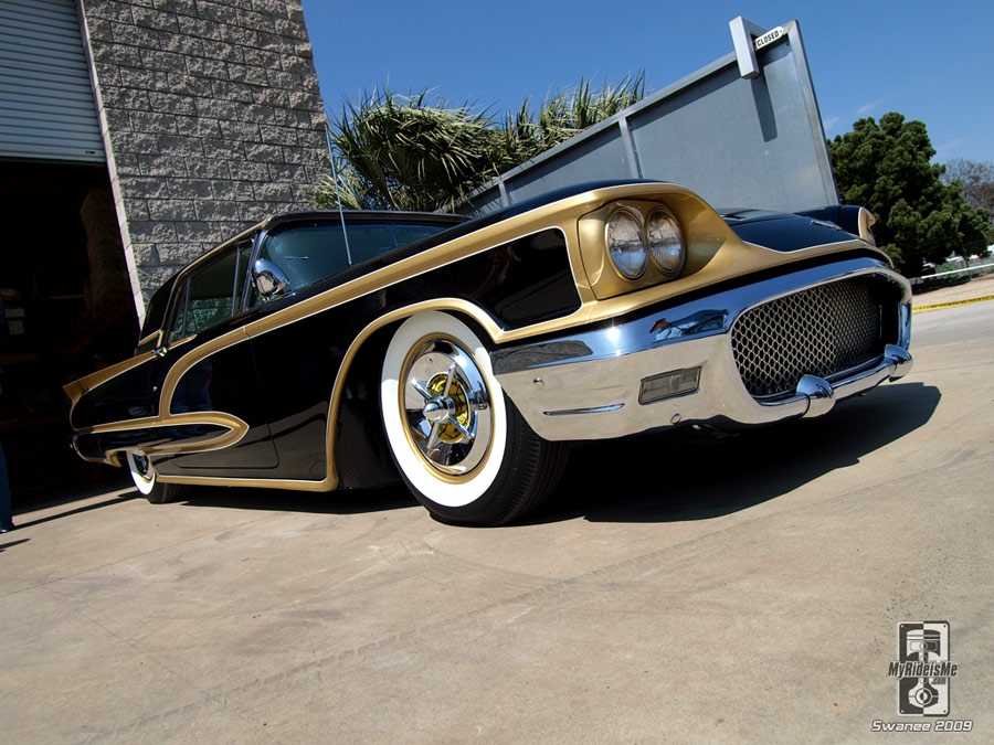 ZZ Top's Billy Gibons' Trick custom 1958 Thunderbird Yokohama Car show