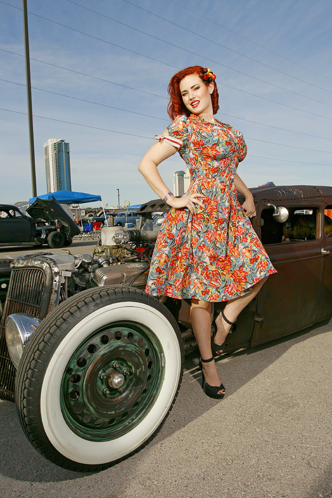 Gia Genevieve Sexy Pin Up Model, Hot Rod Model Gia, Red Head Pin Up G...