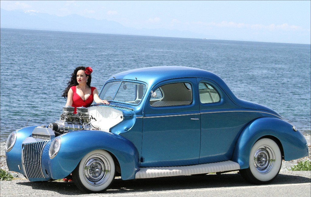 1939 Ford Coupe, 1939 Ford Custom, 1939 Ford Deluxe