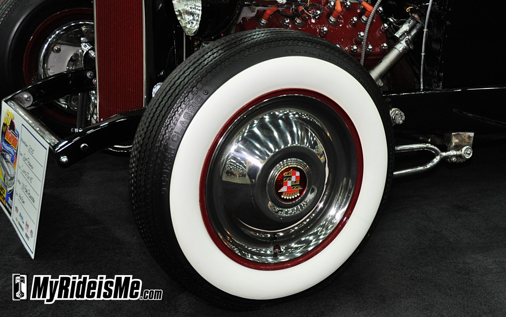 cadillac hubcap, photos of tires, wide whites