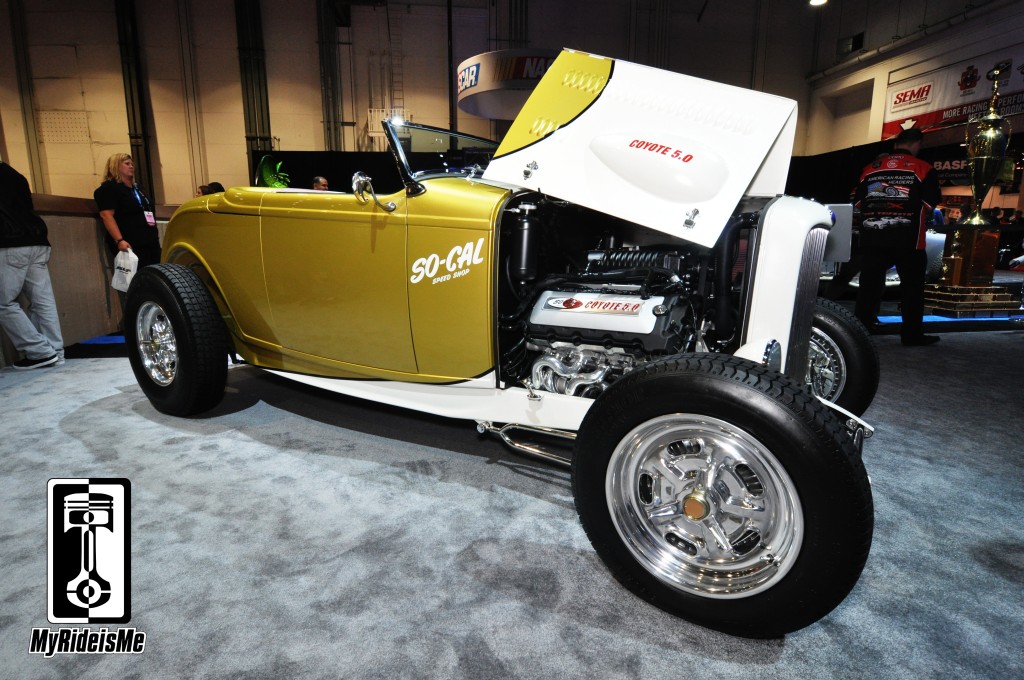 1932 hot rod, 1932 Ford, Hot Rod car show pictures, ford coyote engine, sema show
