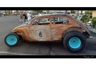Swanee at the Pavilions Rat'd VW bug