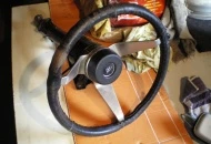 Original steering wheel sourced from the States to replace broken column after car had been broken into