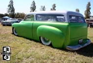 This may be the way I have to go with my wagon.  Green with a flake top.  Great job!