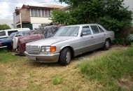 420 SEL with blown engine ....It pays to use oil.