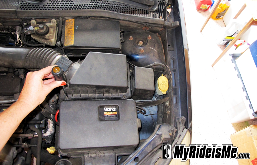 How to change oil filter on 2002 ford focus