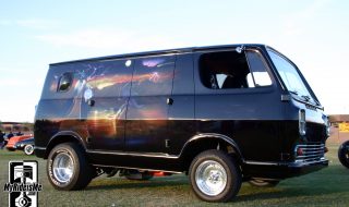 The Drag’n Wagon – Custom Van at Goodguys